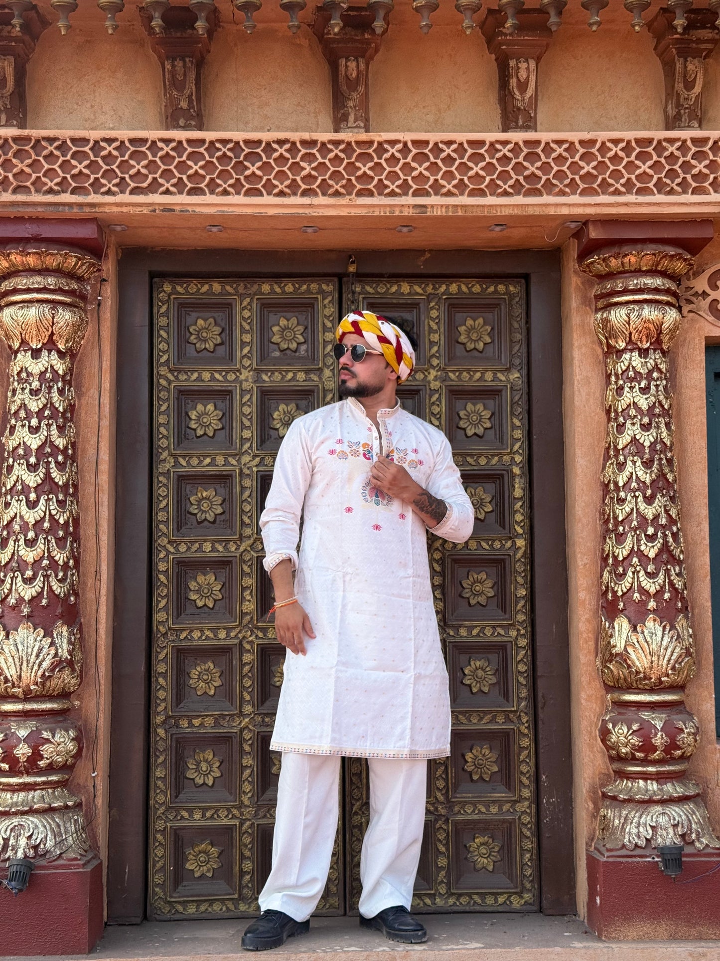 WHITE PEACOCK PATTERN JACQUARD DESIGNER KURTA