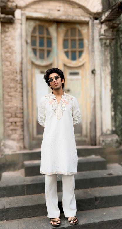 WHITE JACQUARD DESIGNER KURTA FOR MEN WITH ROYAL ELEPHANT HEAVY NECK PATTERN