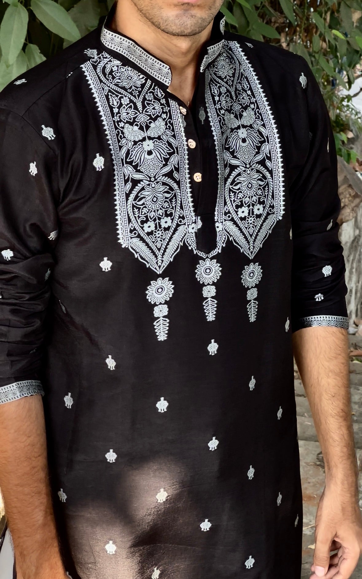 BLACK JACQUARD DESIGNER KURTA FOR MEN WITH HEAVY NECK PATTERN