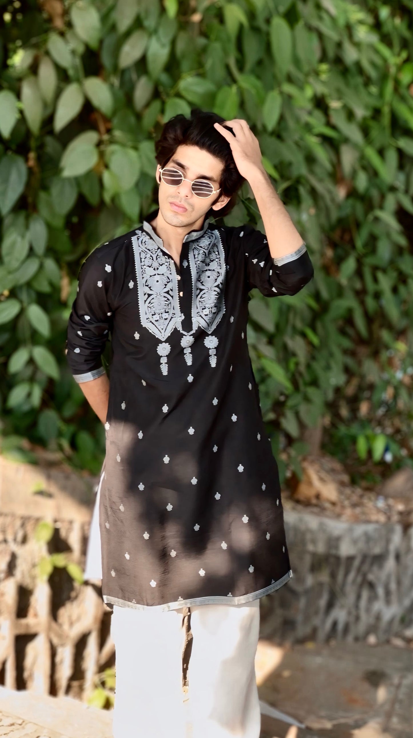 BLACK JACQUARD DESIGNER KURTA FOR MEN WITH HEAVY NECK PATTERN