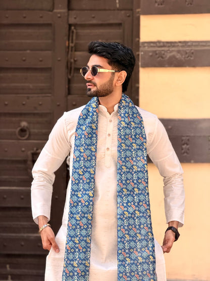 WHITE LAKHNAVI PATTERN JACQUARD DESIGNER SHORT KURTA WITH NEVI BLUE BANDHANI DUPPTA