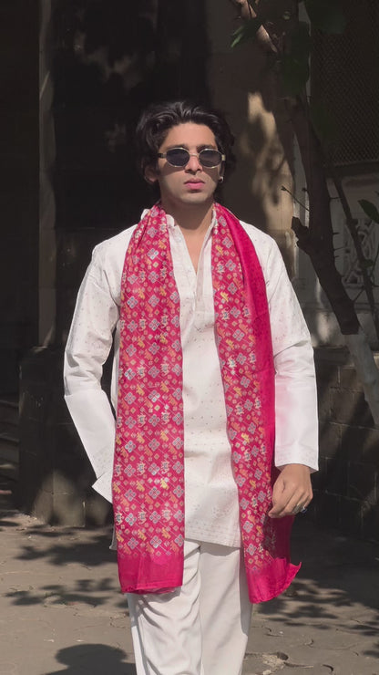 WHITE LAKHNAVI PATTERN JACQUARD DESIGNER SHORT KURTA WITH RED BANDHANI DUPPTA