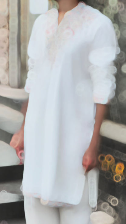 WHITE JACQUARD DESIGNER KURTA FOR MEN WITH ROYAL ELEPHANT HEAVY NECK PATTERN